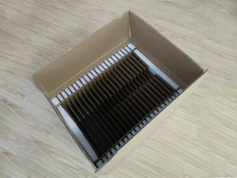 紙(zhi)箱包裝(zhuang)