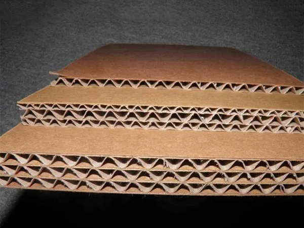 重(zhong)型紙箱(xiang)廠家